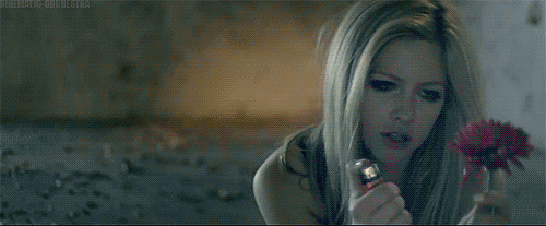 Artiesten Avril lavigne Zwembad Gifs plezier skateboard 