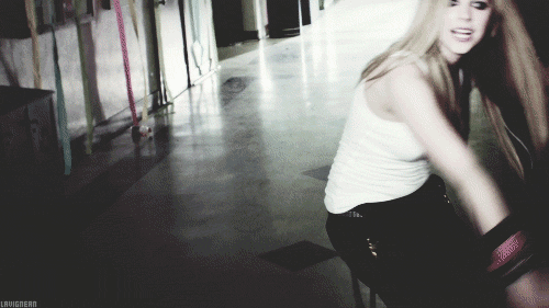 Artiesten Avril lavigne proost Gifs 