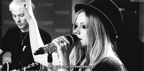 Artiesten Avril lavigne Gifs wywh 
