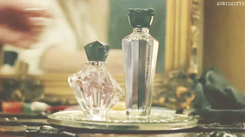 Artiesten Avril lavigne Gifs perfect 