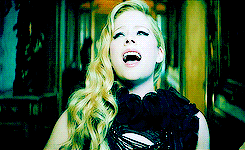 Avril Lavigne GIF. Interview Artiesten Avril lavigne Gifs 