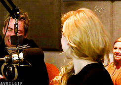 Avril Lavigne GIF. Artiesten Avril lavigne Gifs Lavigne Dankzegging 