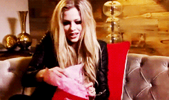 Avril Lavigne GIF. Artiesten Avril lavigne Smile Gifs 