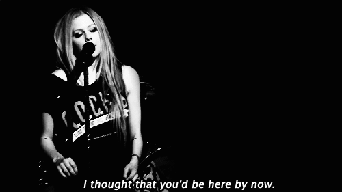 Artiesten Avril lavigne Gifs niemand is thuis 