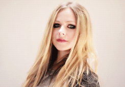Avril Lavigne GIF. Artiesten Avril lavigne Gifs He wasnt 