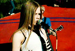 Avril Lavigne GIF. Artiesten Avril lavigne Zanger Gifs Zwart en wit Avril Lavigne 