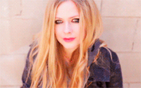 Avril Lavigne GIF. Artiesten Avril lavigne Gifs Tieten Stuiterende tieten 