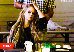 Avril Lavigne GIF. Boos Artiesten Avril lavigne Dom Gifs Pons Breuk Mirron 
