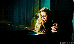 Avril Lavigne GIF. Interview Artiesten Avril lavigne Gifs 