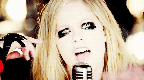 Artiesten Avril lavigne Makeup Gifs klaar maken 