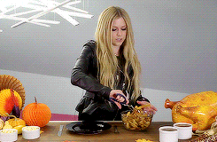 Avril Lavigne GIF. Artiesten Avril lavigne Smile Gifs 
