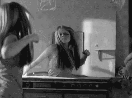 Artiesten Avril lavigne Smile Gifs 