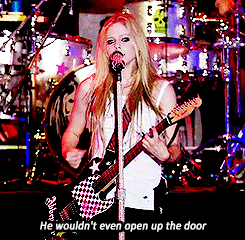 Artiesten Avril lavigne Kus Gifs 