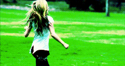Avril Lavigne GIF. Artiesten Avril lavigne Smile Gifs 