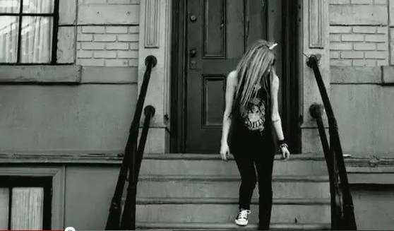 Interview Artiesten Avril lavigne Gifs 