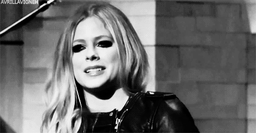 Artiesten Avril lavigne Smile Gifs 