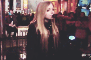 Avril Lavigne GIF. Artiesten Avril lavigne Gifs Spul 
