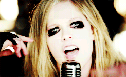 Avril Lavigne GIF. Artiesten Avril lavigne Gifs Muziekvideo 
