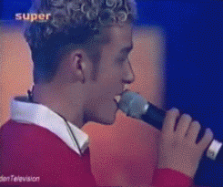 Baby GIF. China Baby Gifs Metro Taiwanese animatie Nmatv Openbaar vervoer Vandalisme Plassen Toer 