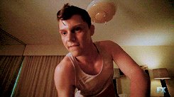 Baby GIF. Baby Star trek Gifs  Zoet Star trek into darkness Jim kirk Captain kirk James kirk Idst 
