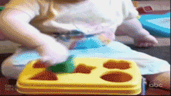 Baby GIF. Baby Gifs Smart Puzzel Het oplossen van problemen 