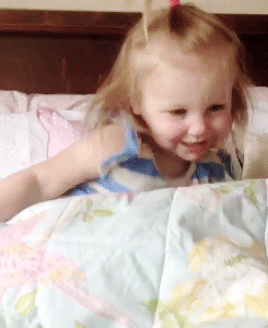 Baby GIF. Baby Gifs  Lachend Vallend Aziaat Wet school Voorjaarsvakantie 1l Lawblr Moe gif Kort 