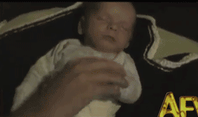 Baby GIF. Baby Gifs  Lachend Vallend Aziaat Wet school Voorjaarsvakantie 1l Lawblr Moe gif Kort 