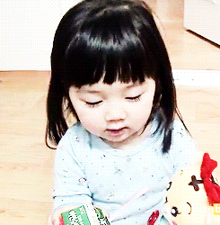 Baby GIF. Baby Gifs Gelukkige verjaardag Freecocaine Ava gardner 