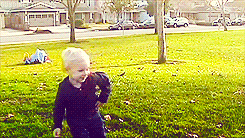 Baby GIF. Baby Star trek Gifs  Zoet Star trek into darkness Jim kirk Captain kirk James kirk Idst 