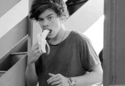 Meisje Eten en drinken Banaan Sexy Gifs 