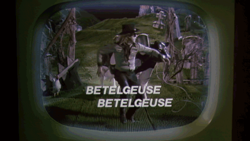 Beetlejuice GIF. Films en series Beetlejuice Gifs 80s Eye roll Tim burton Halloween film Miss argentini&euml; 