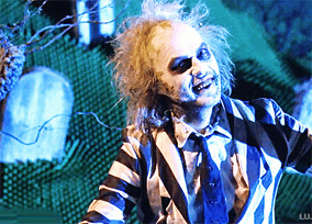 Beetlejuice GIF. Films en series Beetlejuice Gifs Tim burton Winona ryder Lydia deetz 