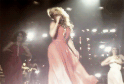 Beyoncé GIF. Huilen Muziek Artiesten Beyonce Gifs Visuele album Nieuw album 