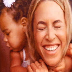 Beyoncé GIF. Artiesten Beyonce Gifs Hotdog 