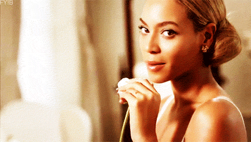 Interview Artiesten Beyonce Gifs lachend Beyonce Knowles 