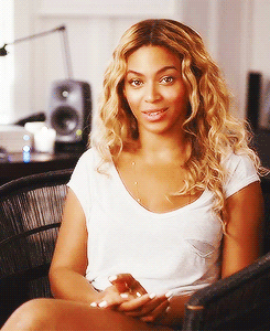 Beyoncé GIF. Artiesten Beyonce Gifs Hotdog 