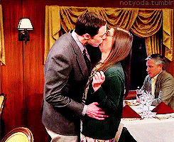 Big Bang Theory GIF. Films en series The big bang theory Gifs Big bang theory Tbbt Dr. bernadette rostenkowski 