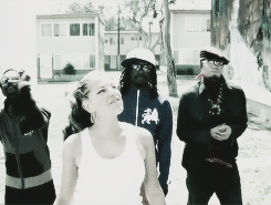 Black Eyed Peas GIF. Artiesten Black eyed peas Fergie Gifs Waar is de liefde 