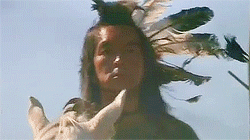 Brad Pitt GIF. Bioscoop Angelina jolie Brad pitt Gifs Filmsterren Mr and mrs smith Jaeltabithaoliver Jael zwart Oliv 