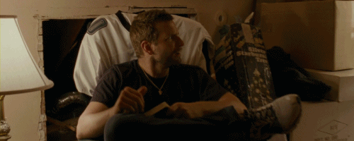 Baby GIF. Baby Gifs Filmsterren Bradley cooper Babypop Amerikaanse sluipschutter Fake kindje 