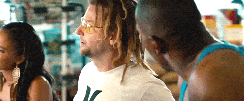 Bradley Cooper GIF. Gifs Filmsterren Bradley cooper Gerard butler Wimbledon 