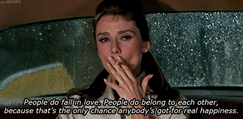 Films en series Koffie Parels Gifs Breakfast at tiffanys Audrey Hepburn breakfast 
