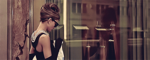 Films en series Gifs Breakfast at tiffanys xo Audrey Hepburn holly Golightly 