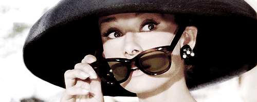 Films en series Films Gifs Breakfast at tiffanys Audrey Hepburn george peppard mijnen 