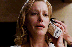 Bryan Cranston GIF. Films en series Breaking bad Gifs Filmsterren Bryan cranston Anna gunn Ozymandias Betsy brandt 