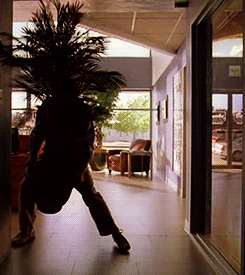 Breaking Bad GIF. Films en series Breaking bad Lydia Gifs Glimlach Knik Maskeren 