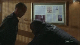 Breaking Bad GIF. Films en series Breaking bad Tv Gifs Filmsterren Bryan cranston Aaron paul Walter white Jesse pinkman High five 