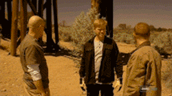 Breaking Bad GIF. Geweer Films en series Breaking bad Tv Gifs Walter white 