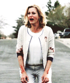 Breaking Bad GIF. Films en series Breaking bad Marie Gifs Skyler white Walter white Jesse pinkman Walt jr 
