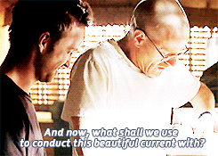 Bryan Cranston GIF. Films en series Breaking bad Gifs Filmsterren Bryan cranston Aaron paul Walter white Heisenberg Jesse pinkman Br ba 